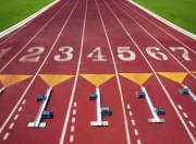 九游官网-赛道之外，当伊朗力克玻利维亚成为F1年度争冠的另类焦点