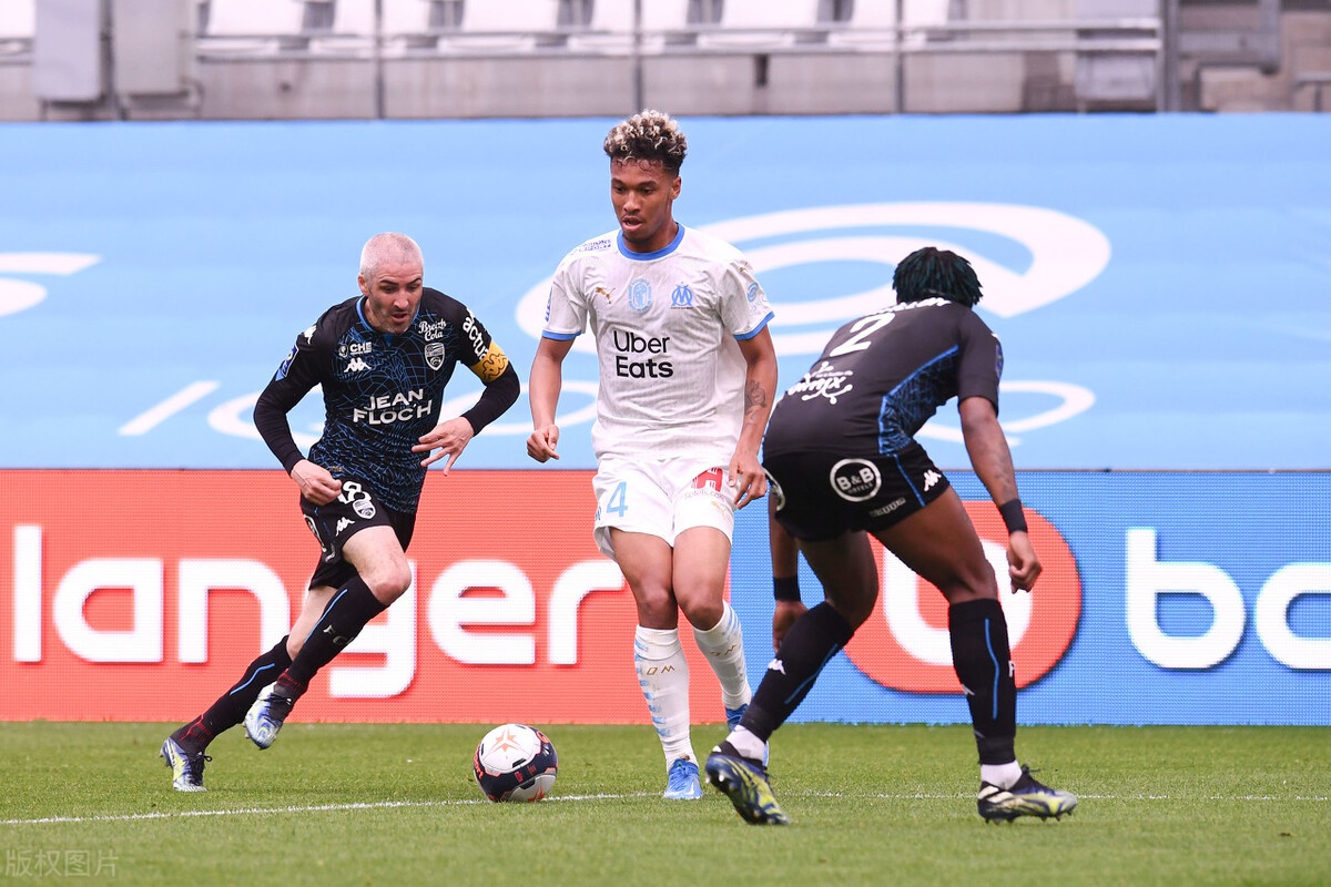 马赛逆转西班牙，布鲁诺高光表现