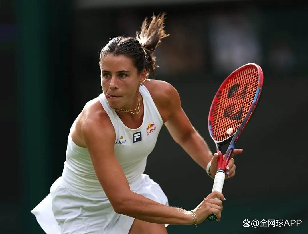 欧洲网球队鏖战美国网球队，德约科维奇制霸全场的简单介绍