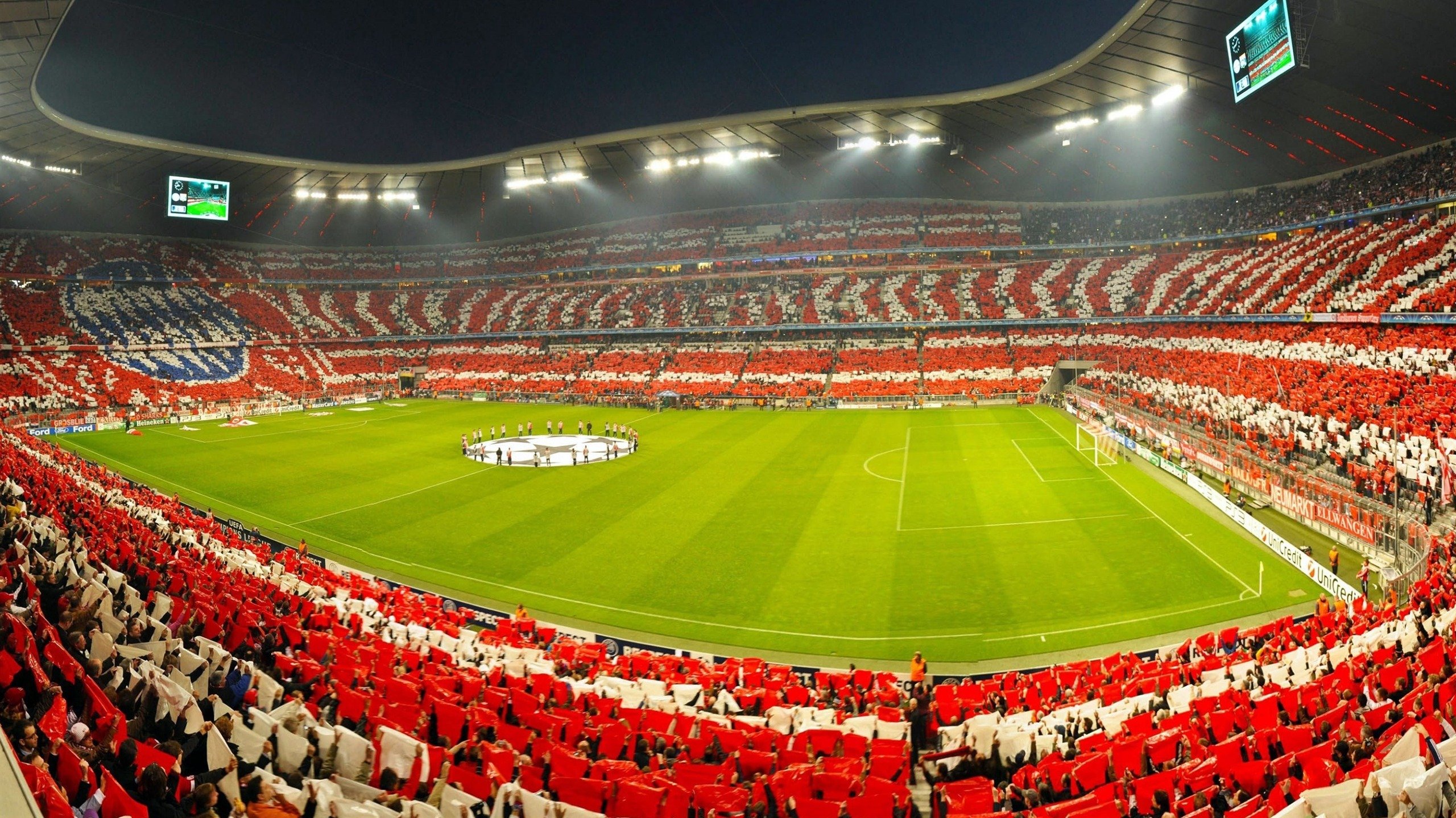 红蓝交响曲，当一队的影子吞噬了二队的星辰，汉密尔顿的烈火点燃了冠军的歧路