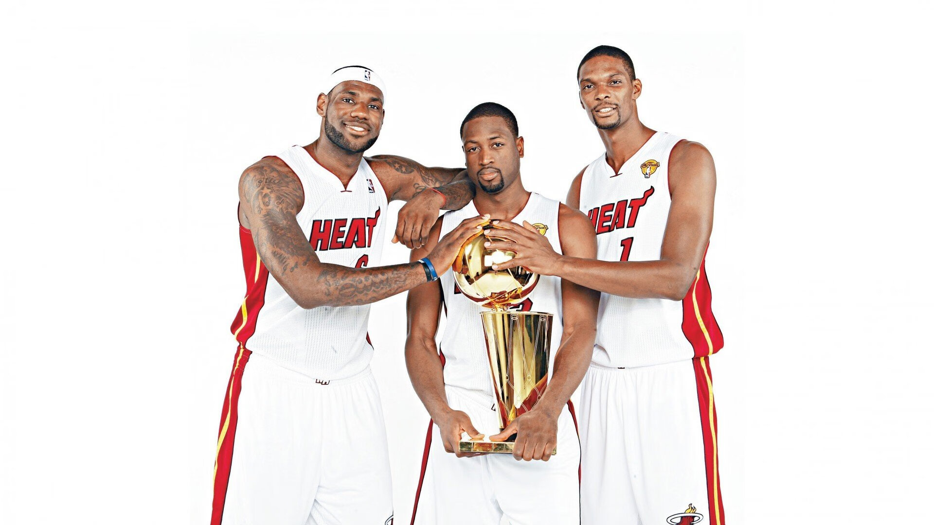 红与黑的断层，当哈斯碾压阿斯顿马丁，拉塞尔用一次制胜改写了F1中游格局